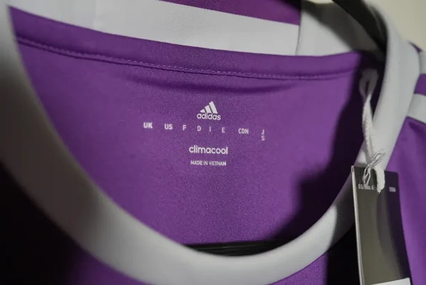 Real Madrid 2016-17 Away Jersey Short Sleeve - Image 6