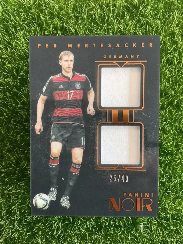 2016-17 Panini Noir Per Mertesacker Dual Patch 25/49