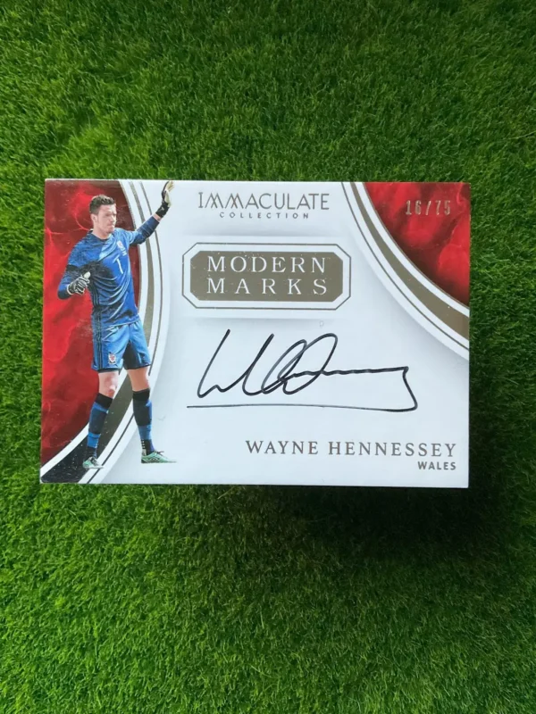 2017 Panini Immaculate Collection Wayne Hennessey Modern Marks Auto 16/75