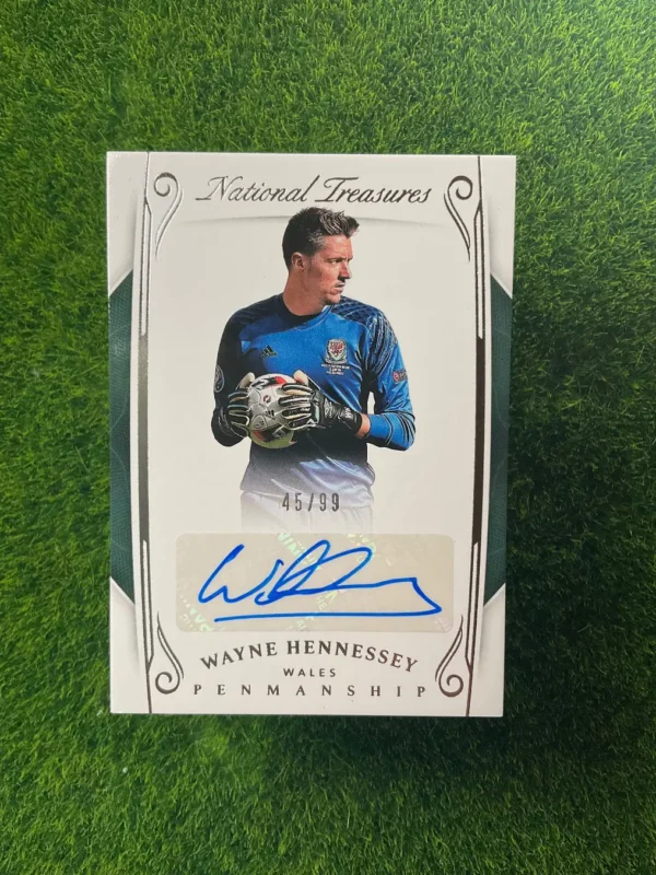 2018 Panini National Treasures Wayne Hennessey Penmanship Auto 45/99