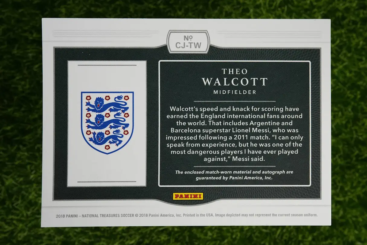 2018 Panini National Treasures Theo Walcott Colossal Jumbo Patch Auto 10/10 - Image 2