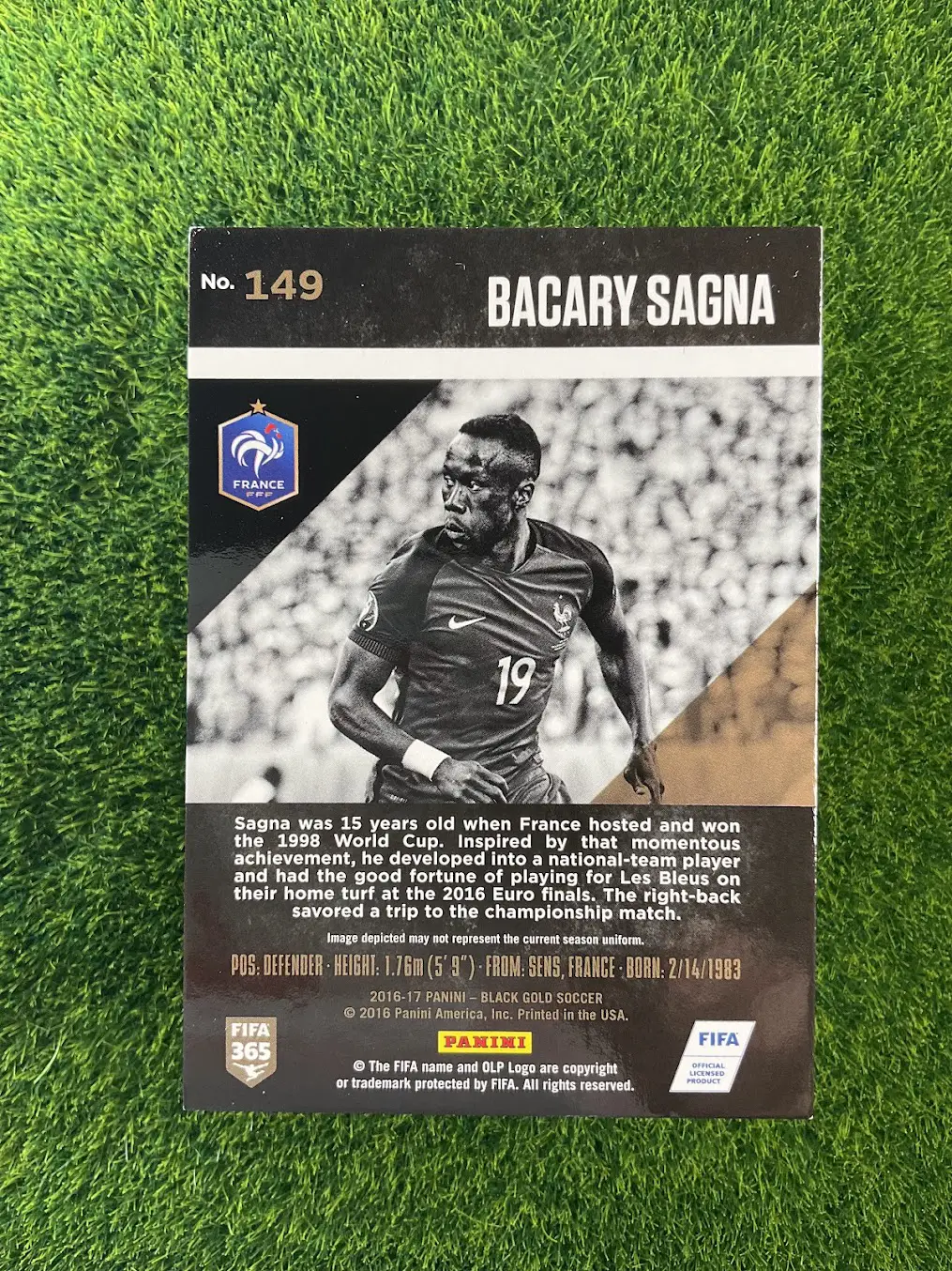 2016-17 Panini Black Gold Bacary Sagna - Image 2