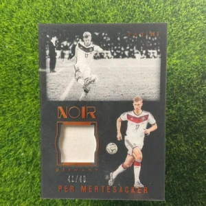 2016-17 Panini Noir Per Mertesacker Patch 41/49