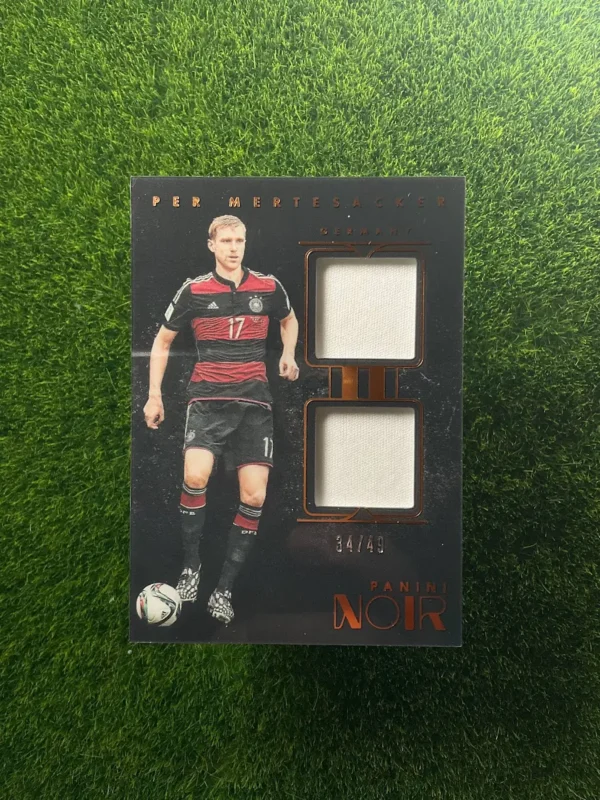2016-17 Panini Noir Per Mertesacker Dual Patch 34/49
