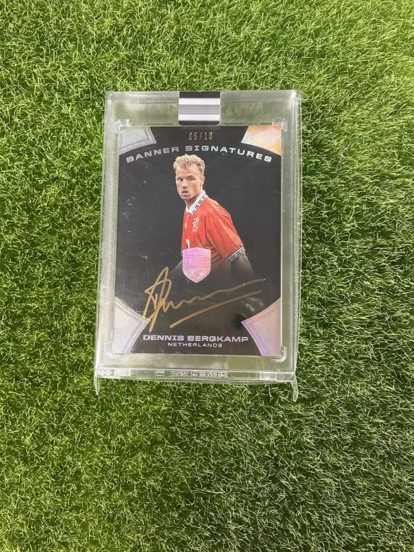 2018 Panini Eminence Soccer Dennis Bergkamp Banner Signatures Auto 05/10