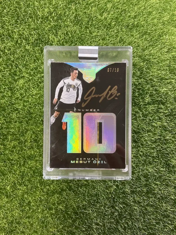 2018 Panini Eminence Soccer Mesut Özil The Number Patch Auto 07/10