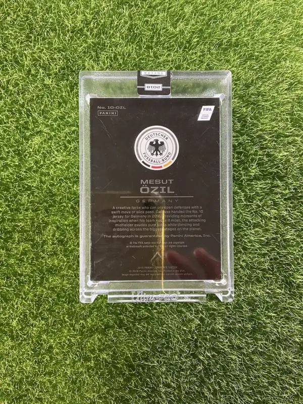 2018 Panini Eminence Soccer Mesut Özil The Number Patch Auto 07/10 - Image 2