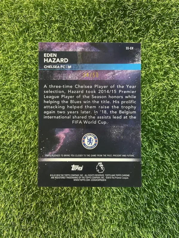 2018 Topps Chrome Premier League Eden Hazard Superstar Sensations Gold Refractor 34/50 - Image 2