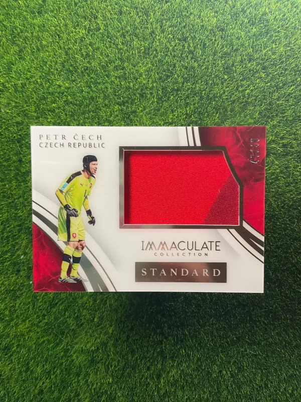 2017 Panini Immaculate Collection Petr Čech Immaculate Standard Patch
