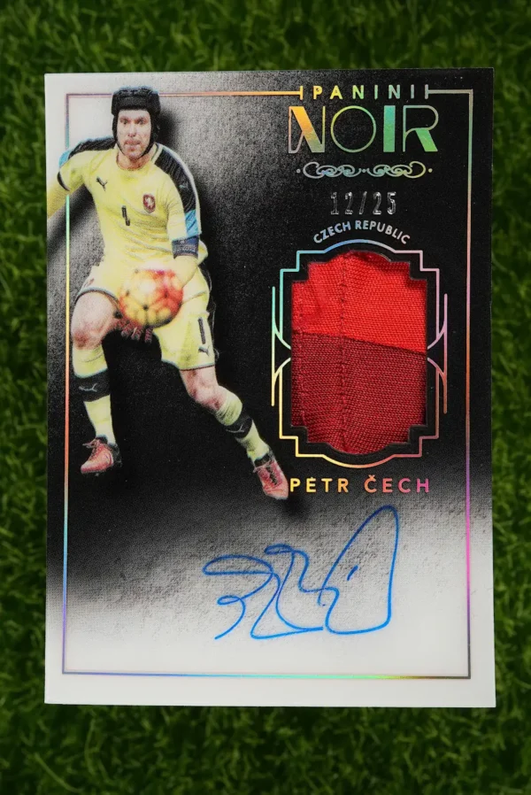 2016-17 Panini Noir Petr Čech Color Prime Patch Auto 12/25