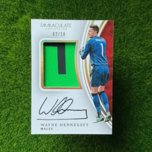 2017 Panini Immaculate Wayne Hennessey Patch Auto 2/10