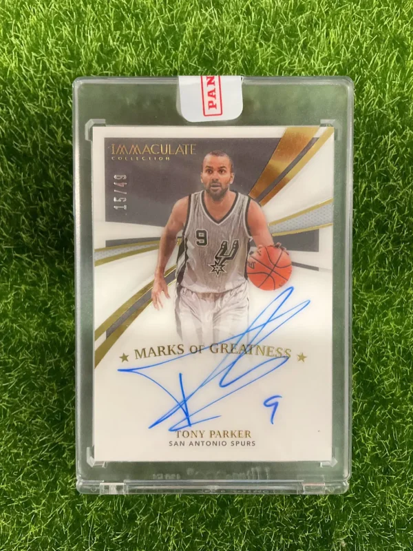 2020-21 Panini Immaculate Collection Tony Parker Marks of Greatness Auto 15/49