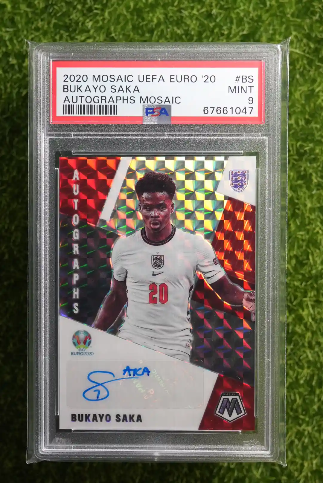 2020 Panini Mosaic UEFA Euro Bukayo Saka Autographs Mosaic