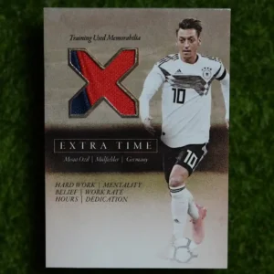 2016 Futera Unique Mesut Özil Extra Time Training Memorabilia 18/25