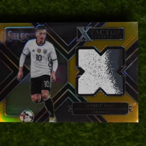 2017-18 Panini Select Mesut Özil X-Fractor Memorabilia Gold 01/10