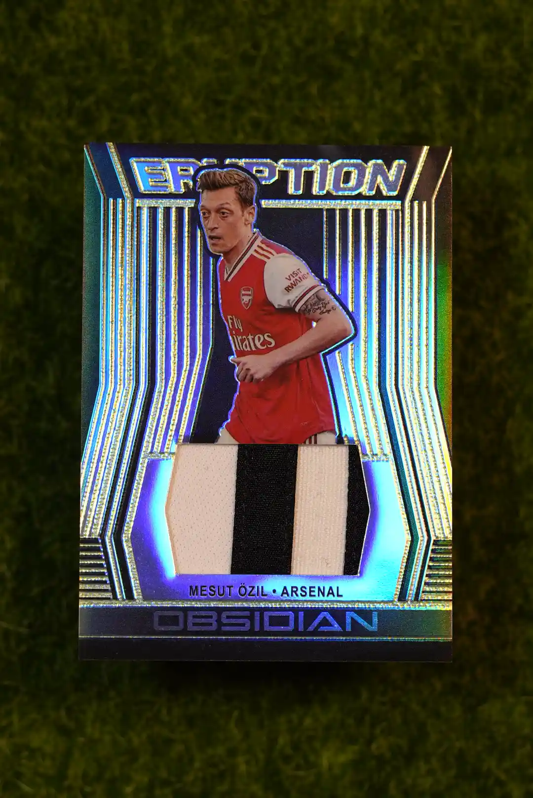 2019-20 Panini Obsidian Mesut Özil Eruption Green 07/10