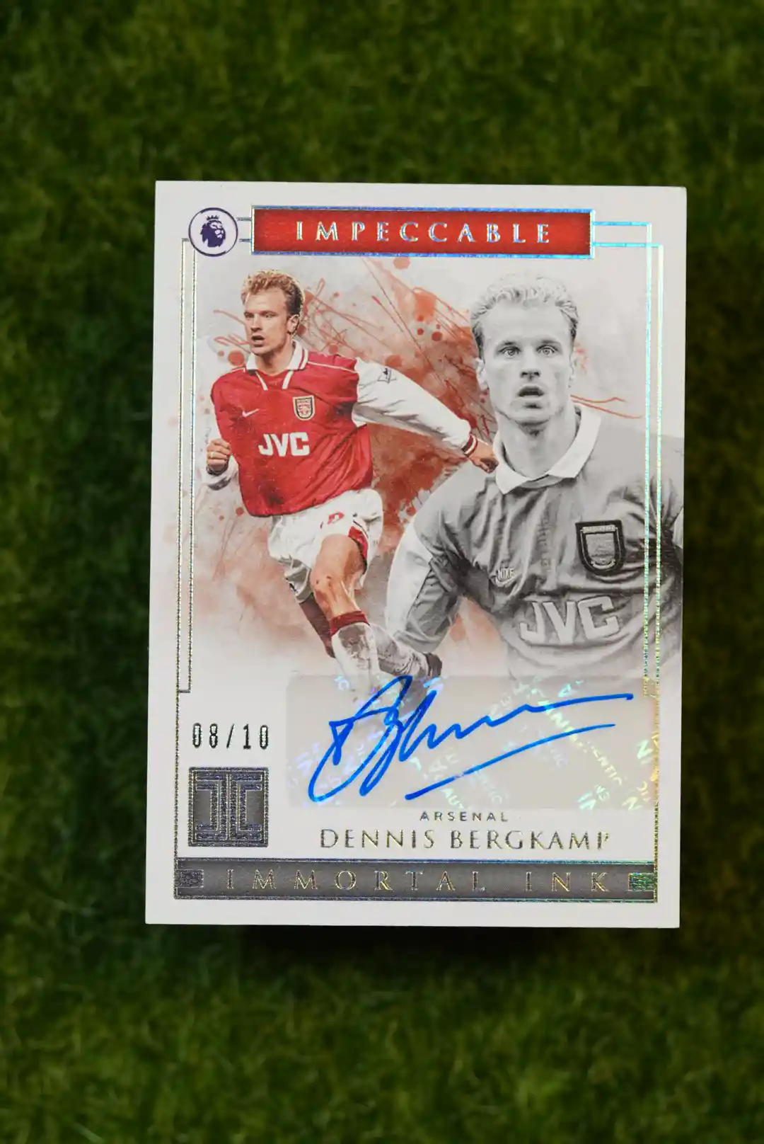 2019-20 Panini Impeccable Dennis Bergkamp Immortal Ink Auto 08/10