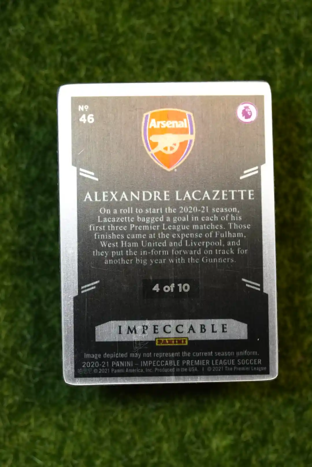 2020-21 Panini Impeccable Alexandre Lacazette Stainless Stars Gold 4/10 - Image 2
