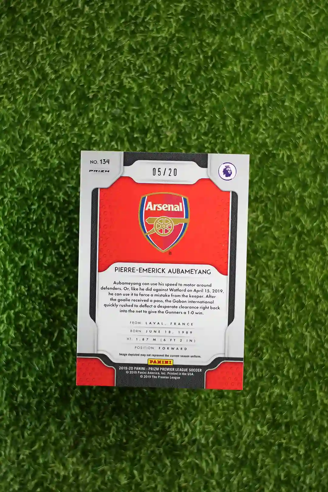 : 2019-20 Prizm Premier League Soccer Pierre-Emerick Aubameyang Red Prizm #05/20 - Image 2