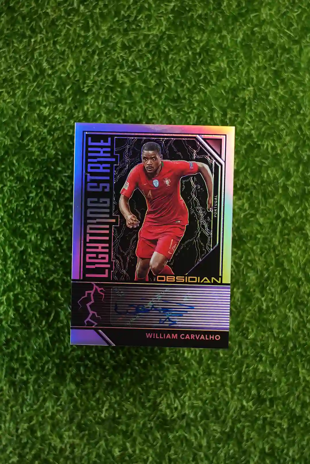 2019-20 Panini Obsidian Soccer William Carvalho Lightning Strike Autograph 10/75