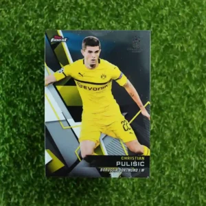 2017-18 Topps Finest UEFA Champions League Christian Pulisic Base #90
