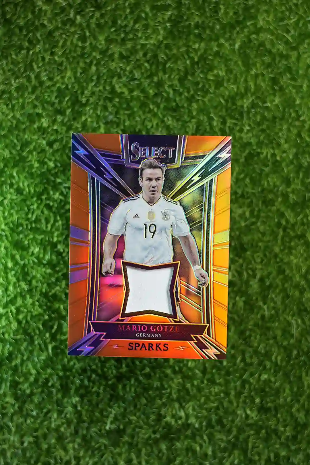 2017 Select Soccer Mario Götze Sparks 08/77