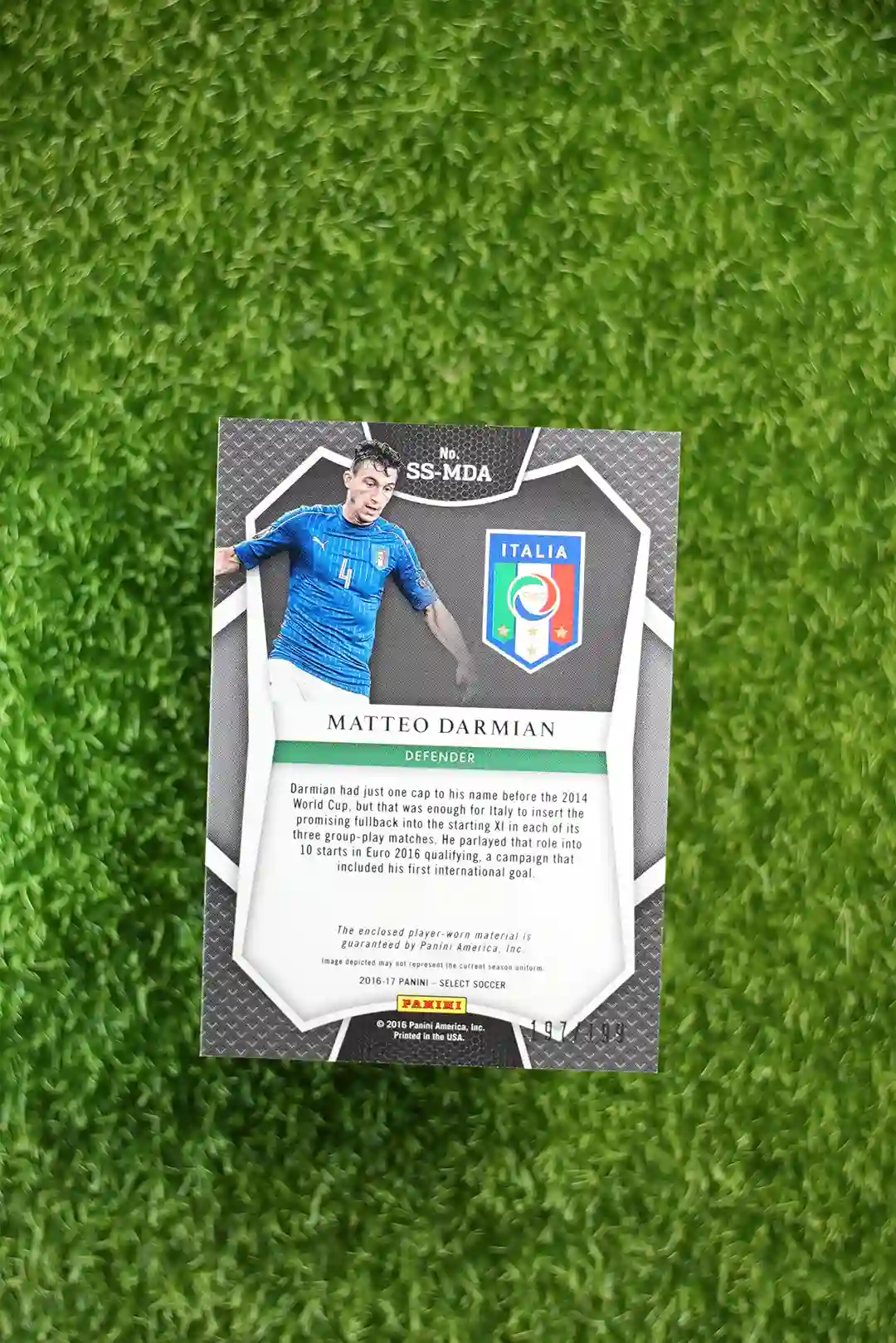 2016-17 Panini Select Soccer Matteo Darmian Select Swatches 197/199 - Image 2