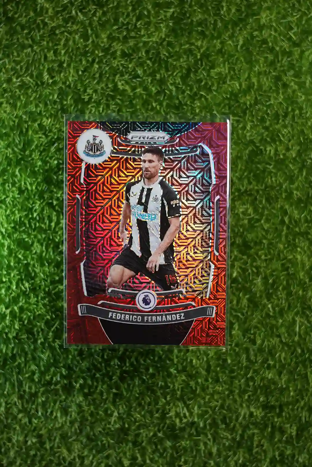 2021 Panini Prizm Premier League Soccer Federico Fernández Red Prizm #35 (034/159)